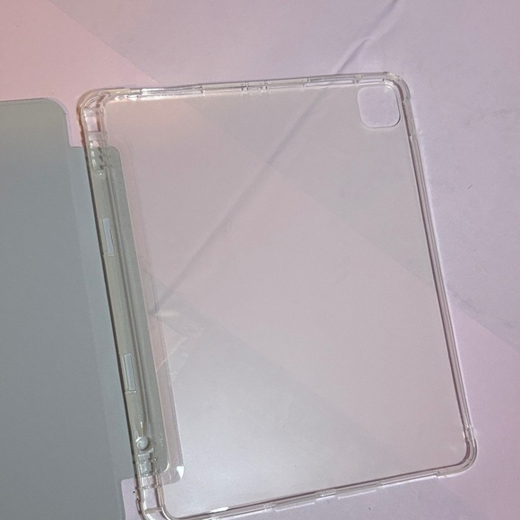 New Era Pink and Cream Tablet Cover with Bow - Picture 8 of 9